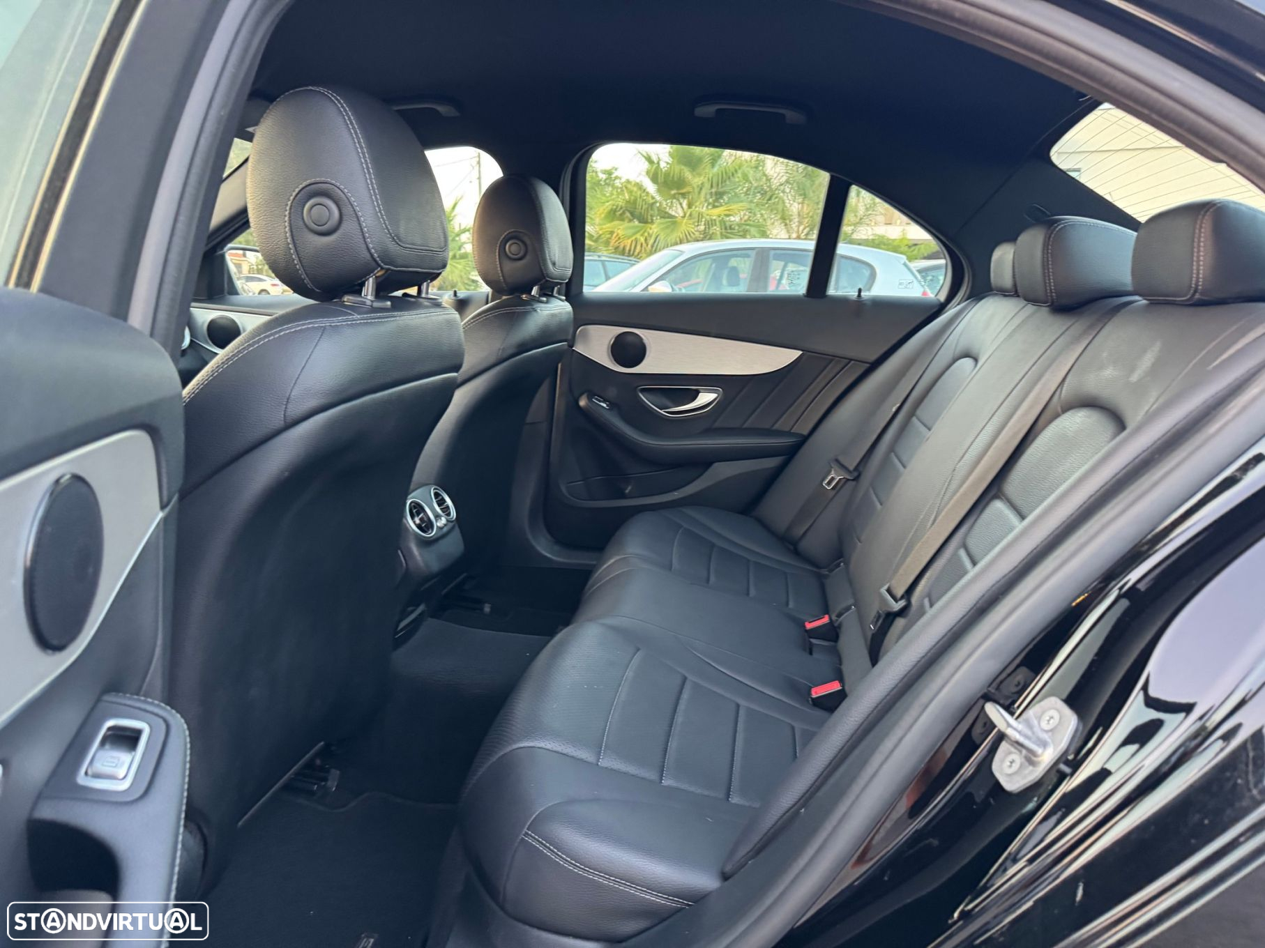 Mercedes-Benz C 180 d AMG Line - 29