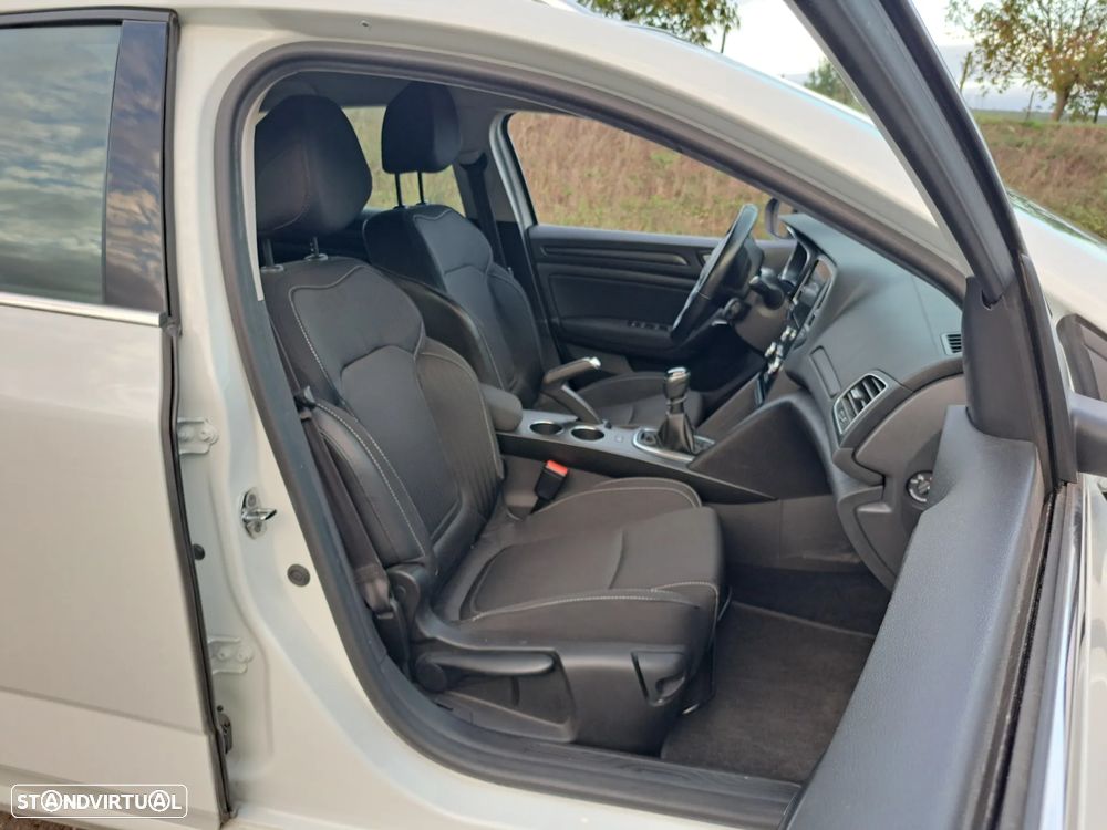 Renault Mégane Sport Tourer 1.5 Blue dCi Business - 12