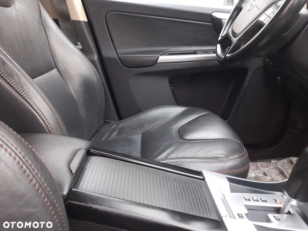 Volvo XC 60 D5 AWD Momentum - 22