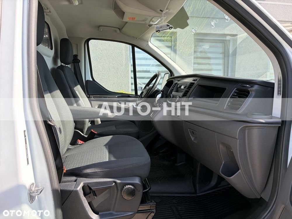 Ford Transit - 25