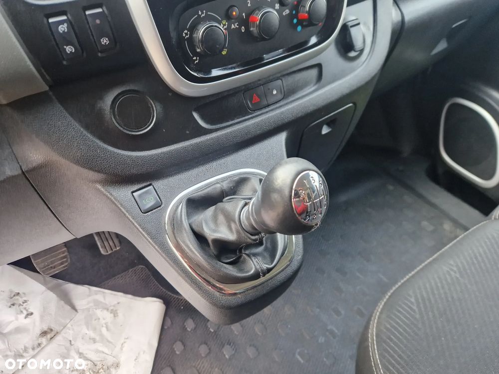 Renault TRAFIC - 13
