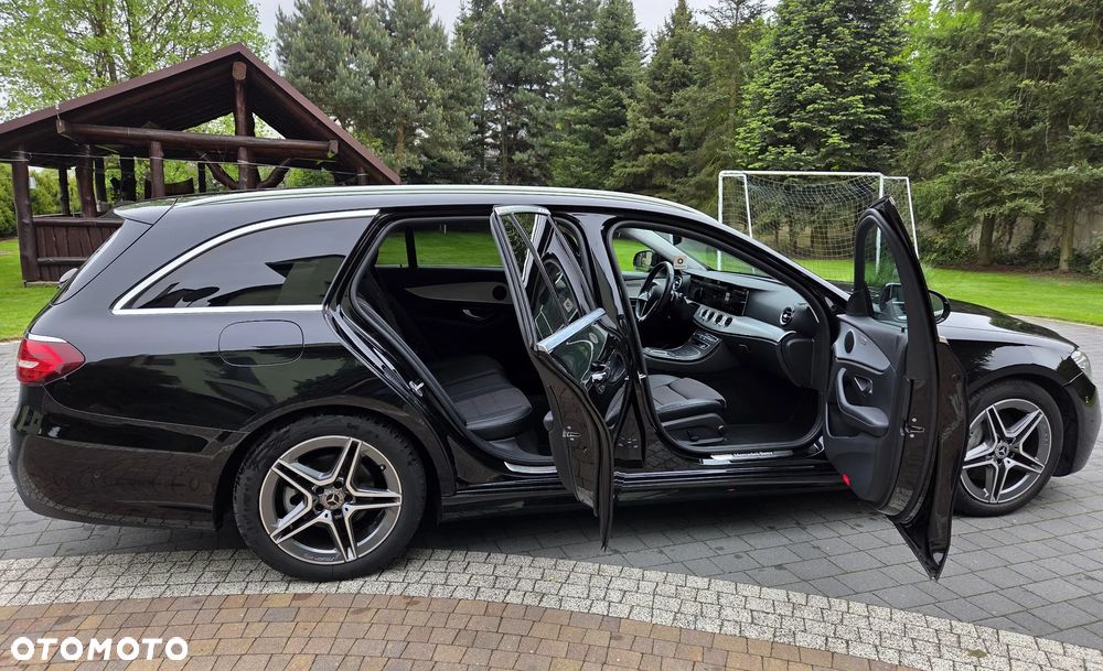 Mercedes-Benz Klasa E 220 d 9G-TRONIC AMG Line - 13