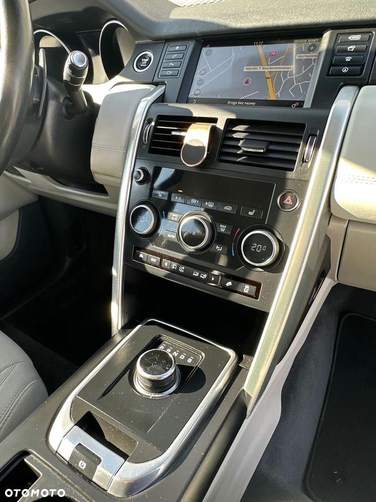 Land Rover Discovery Sport TD4 HSE - 20