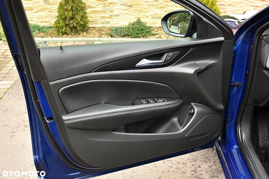 Opel Insignia 2.0 CDTI Business Elegance S&S - 29