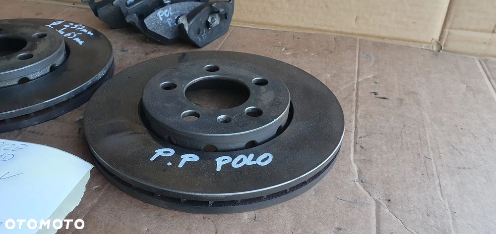Tarcze hamulcowe klocki przód przednie VW Polo V 6R - 5