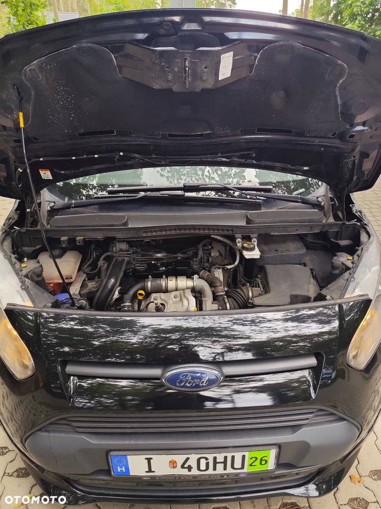 Ford Tourneo Connect Grand - 22