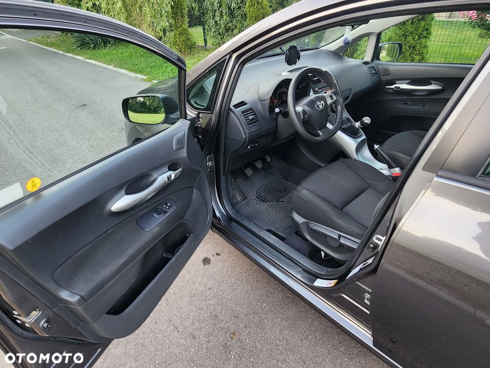 Toyota Auris 1.33 VVT-i Life Comfort - 6