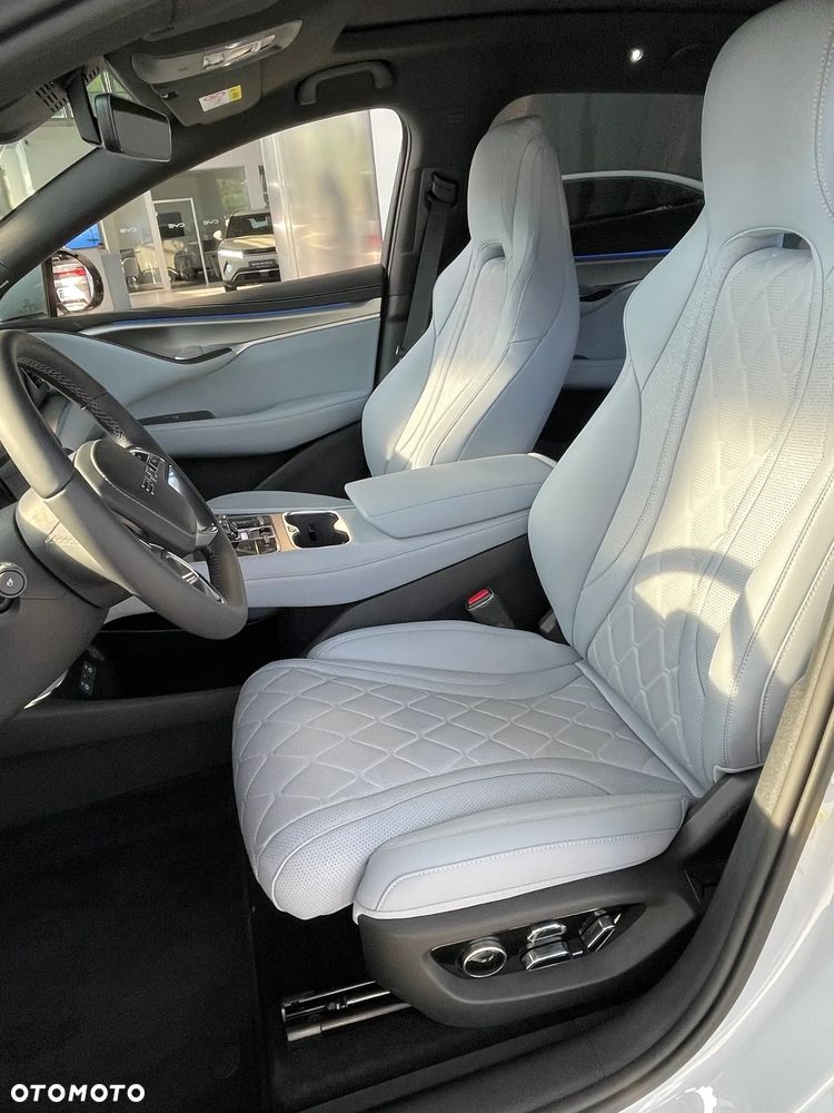 BYD Sealion 7 91.3kWh Excellence AWD - 7