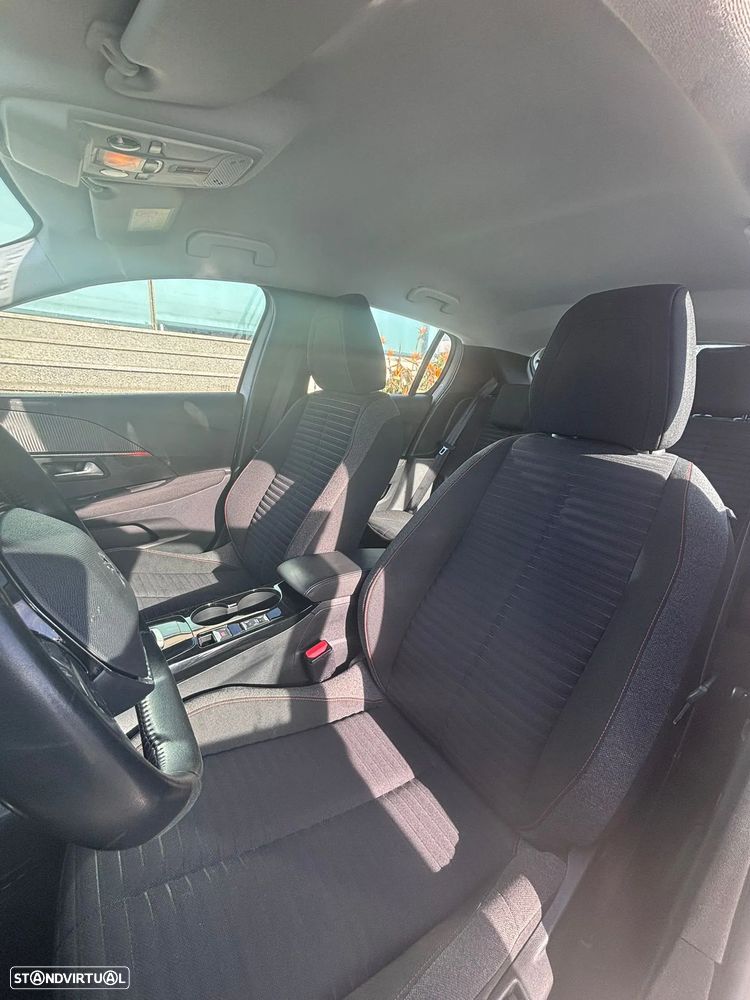 Peugeot e-208 Active Pack - 9