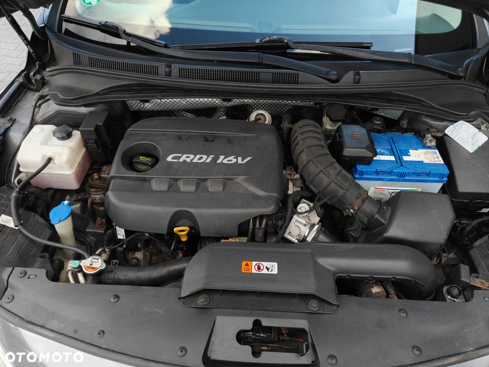 Hyundai i40 i40cw 1.7 CRDi Fifa World Cup Edition - 38