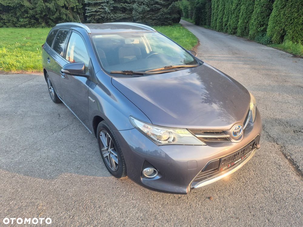 Toyota Auris 1.8 HSD Luna - 9