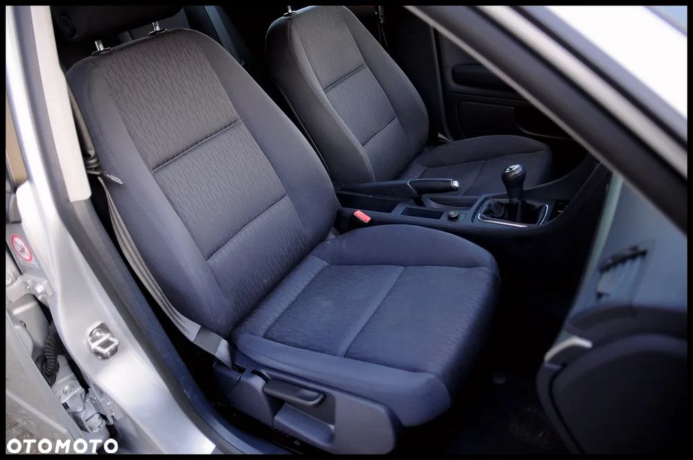 Audi A4 Limousine - 6