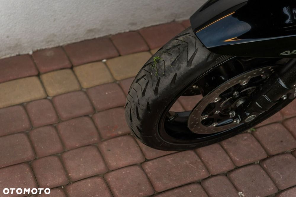 Suzuki GSX - 9