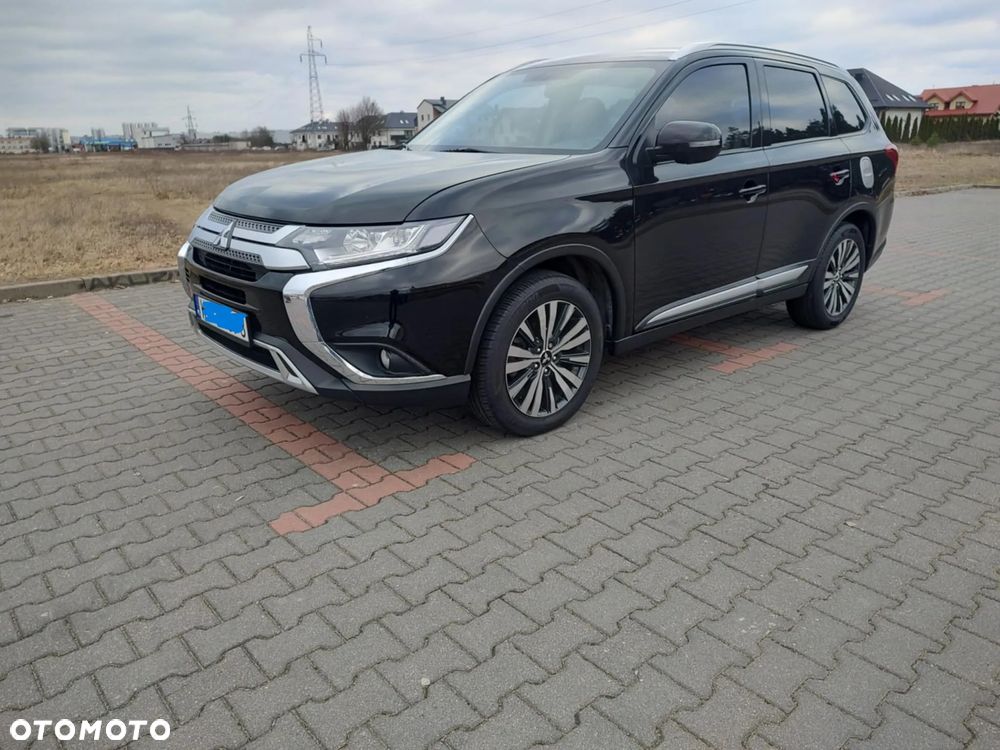 Mitsubishi Outlander - 6