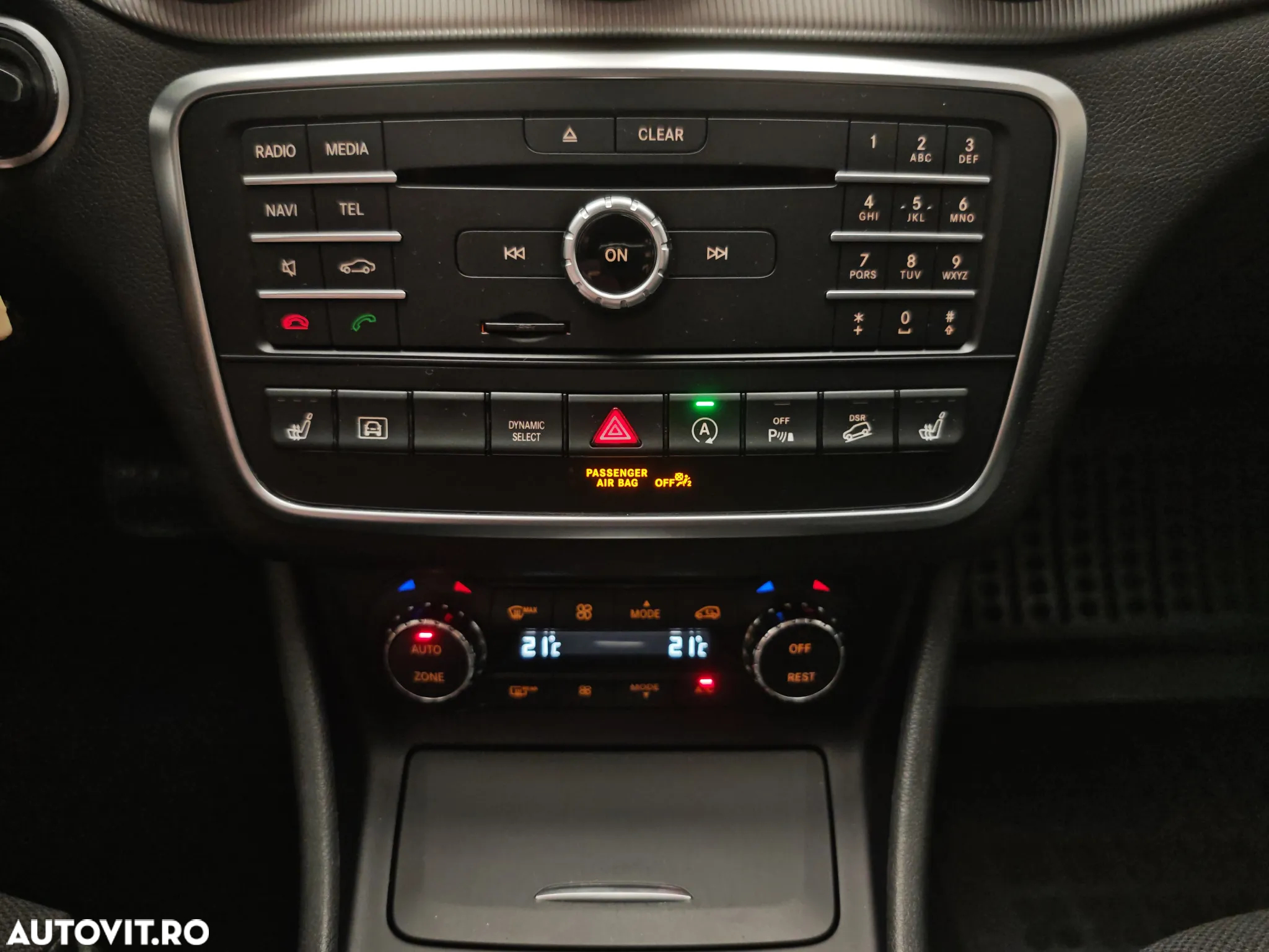 Mercedes-Benz GLA 200 d 4MATIC Aut. - 24