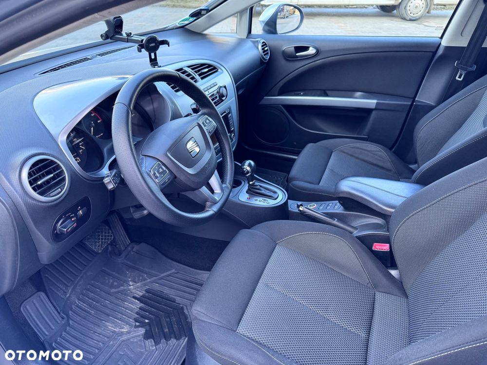 Seat Leon 2.0 TDI DPF DSG Sport - 15