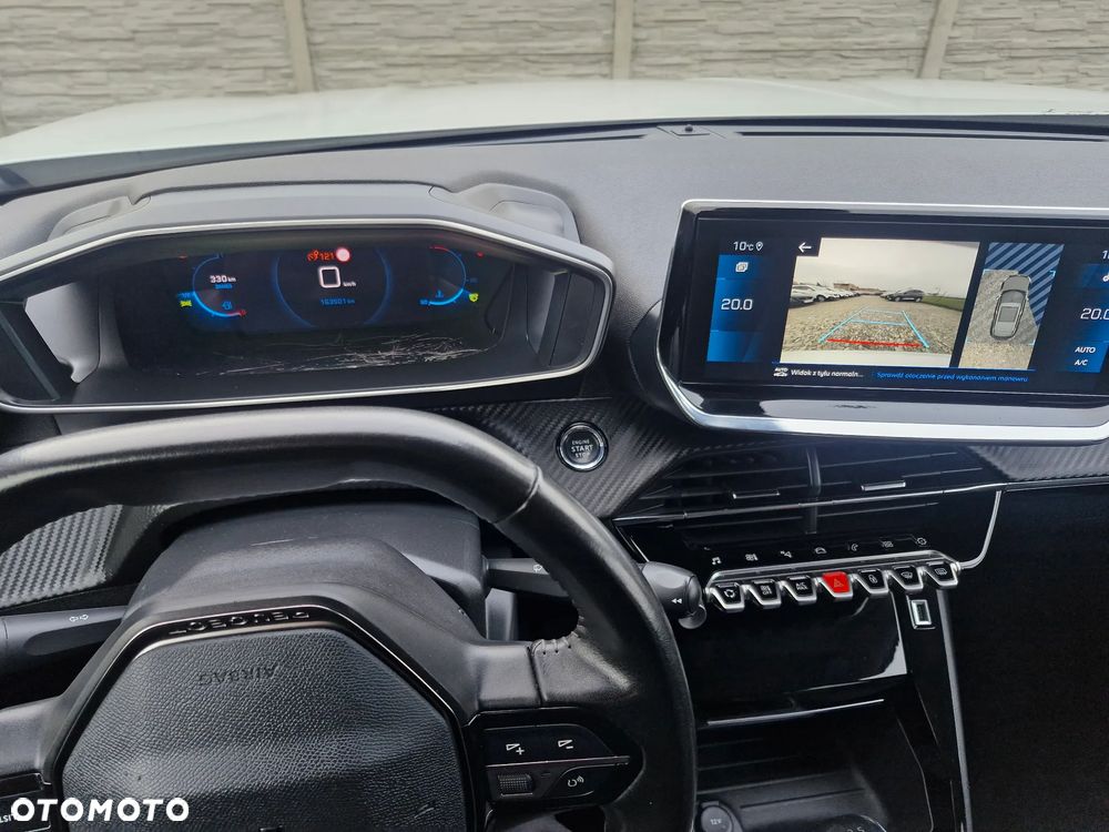 Peugeot 2008 BlueHDi 110 Allure Pack - 17