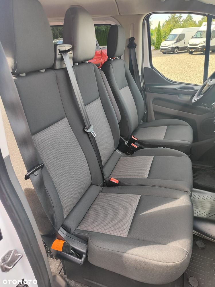 Ford Transit - 13