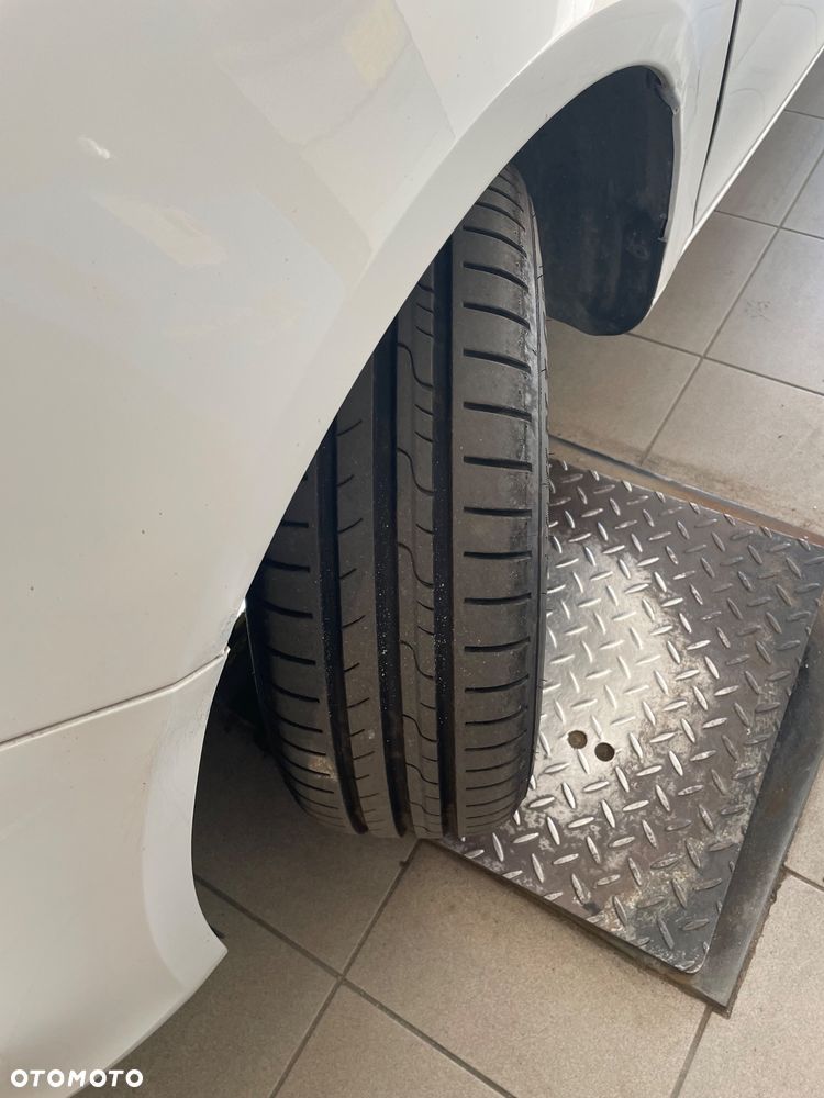 Skoda Fabia 1.6 TDI DPF Active - 9