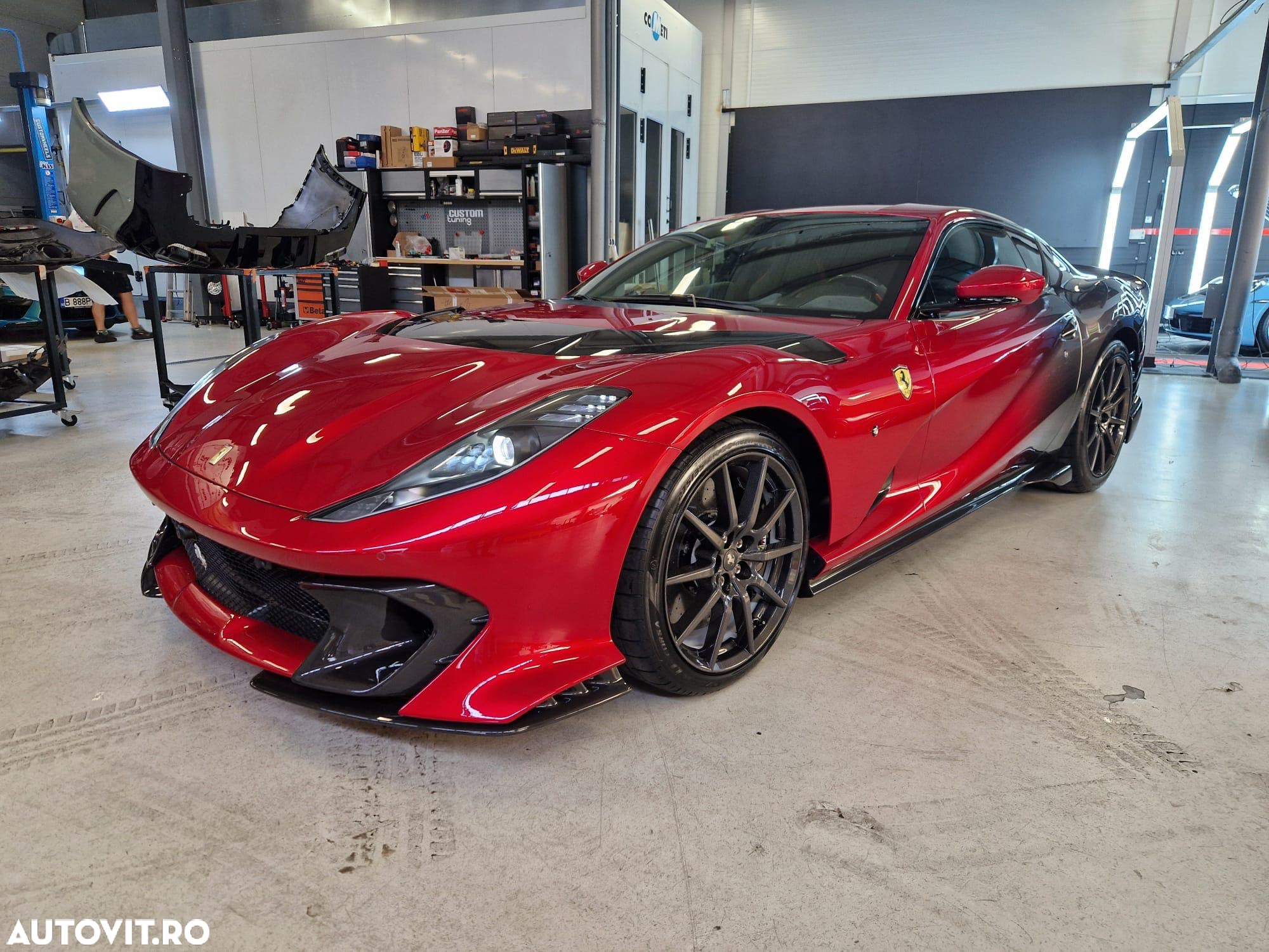 Ferrari 812 - 7
