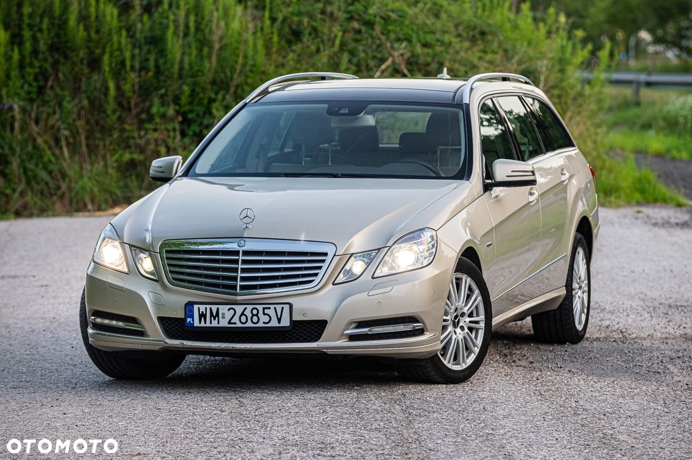 Mercedes-Benz Klasa E 350 CDI BlueEff - 33