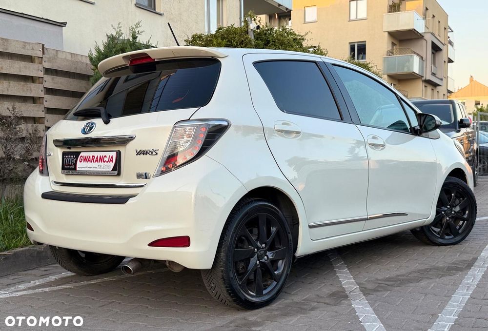 Toyota Yaris - 5