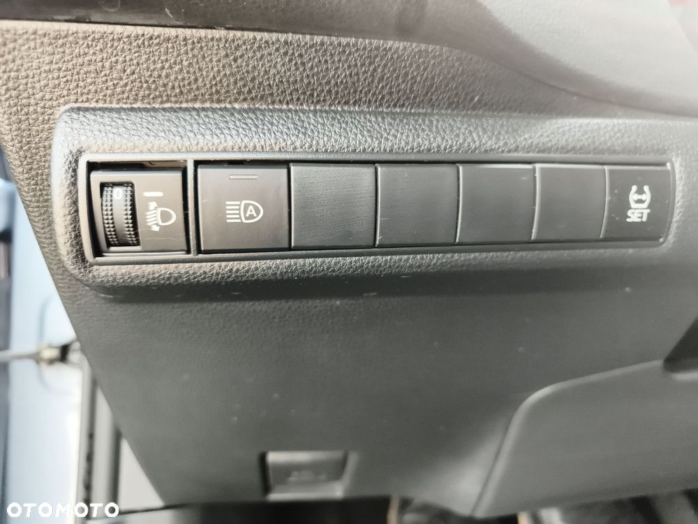 Toyota Corolla - 23