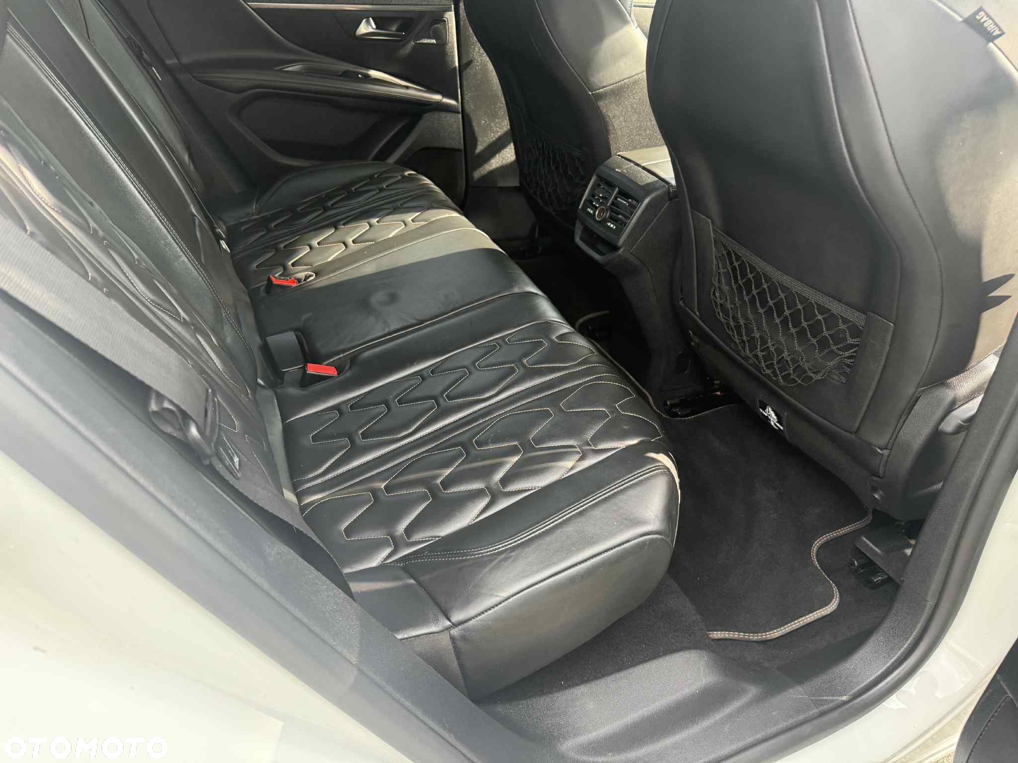 Peugeot 3008 - 13