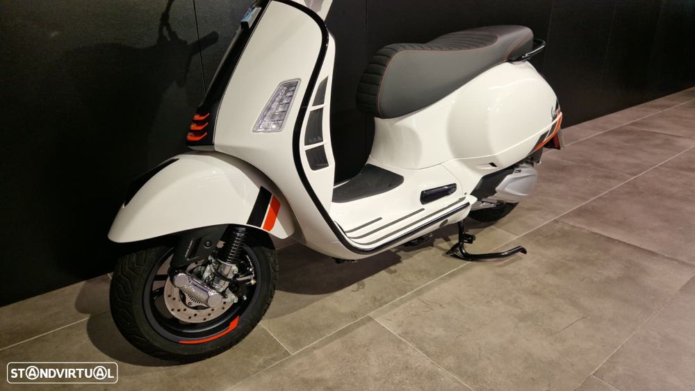 Vespa GTS Super - 6