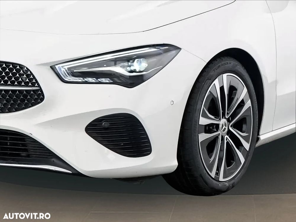 Mercedes-Benz CLA 180 7G-DCT Progressive Line Advanced - 3