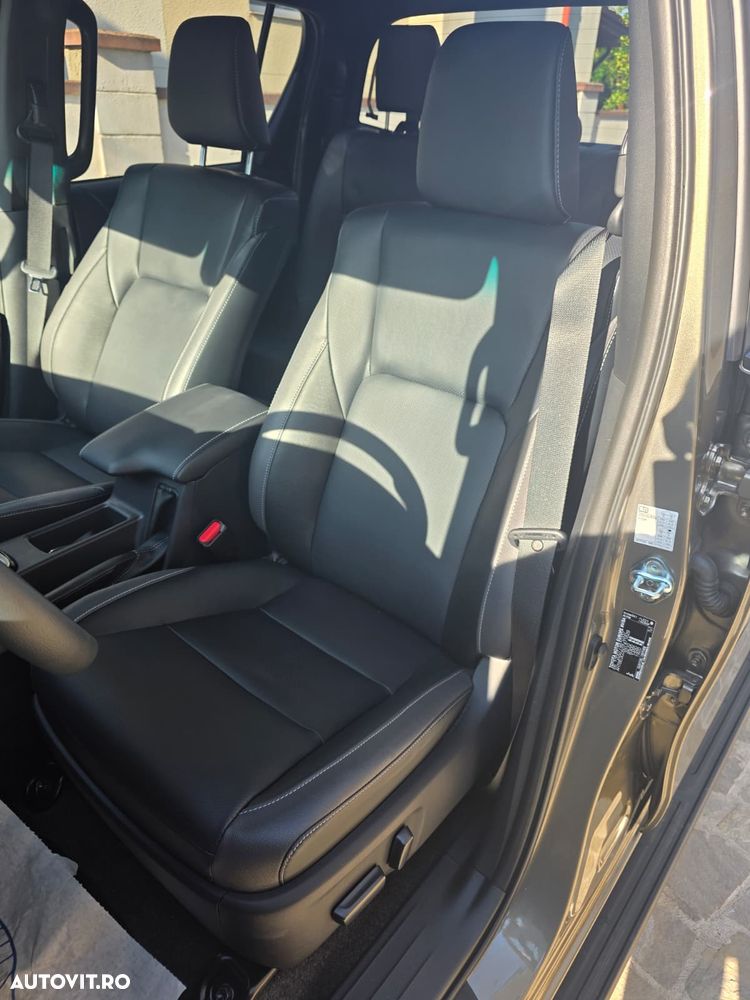 Toyota Hilux - 18