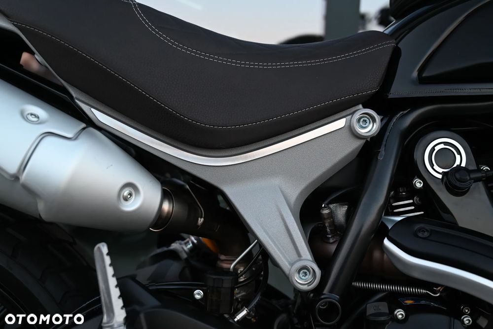 Ducati Scrambler - 25