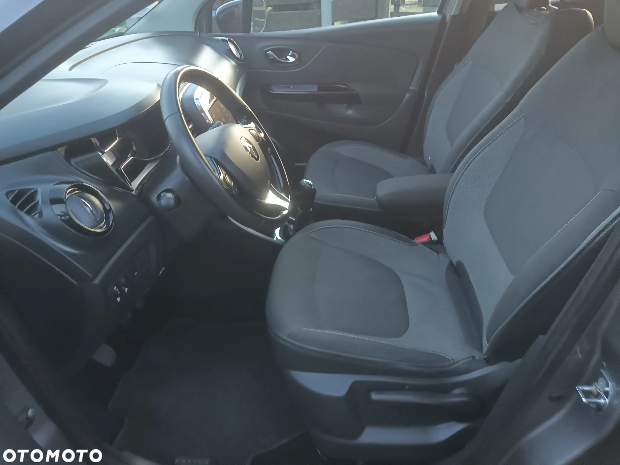 Renault Captur 0.9 Energy TCe Limited - 10