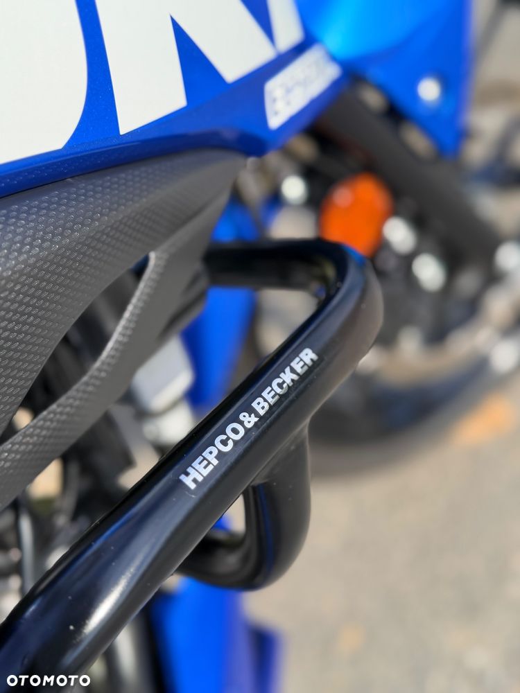 Suzuki GSX - 15