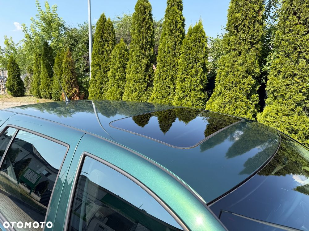 Volkswagen Golf - 10