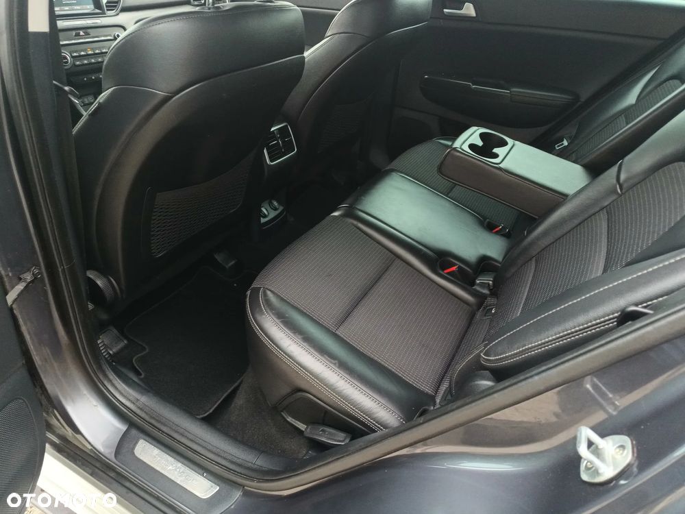 Kia Sportage 1.7 CRDI Business Line 2WD - 18