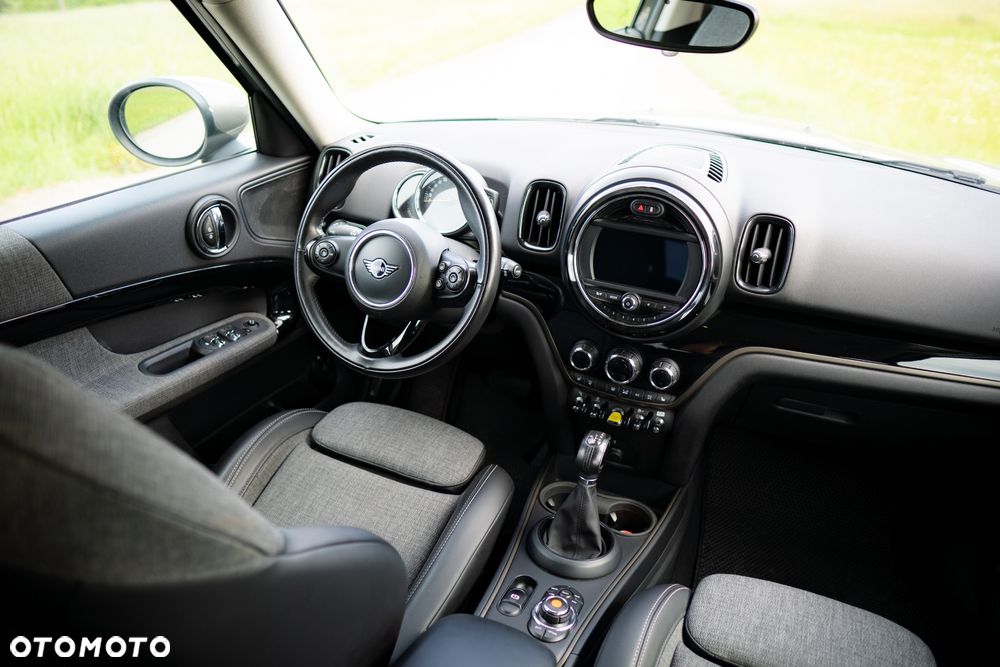 MINI Countryman Cooper SE ALL4 - 6
