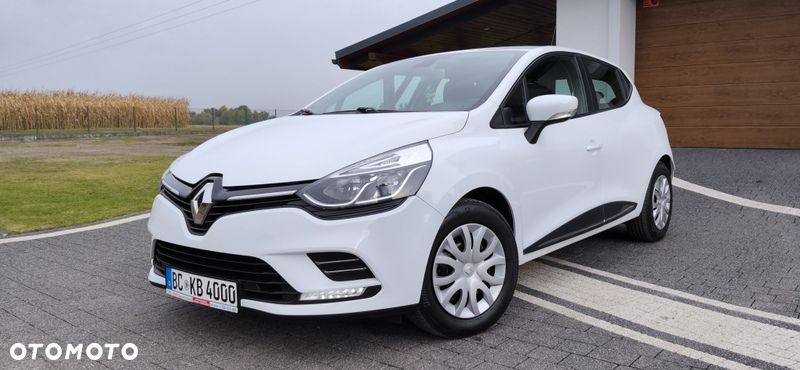 Renault Clio - 18