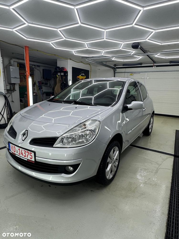 Renault Clio - 3
