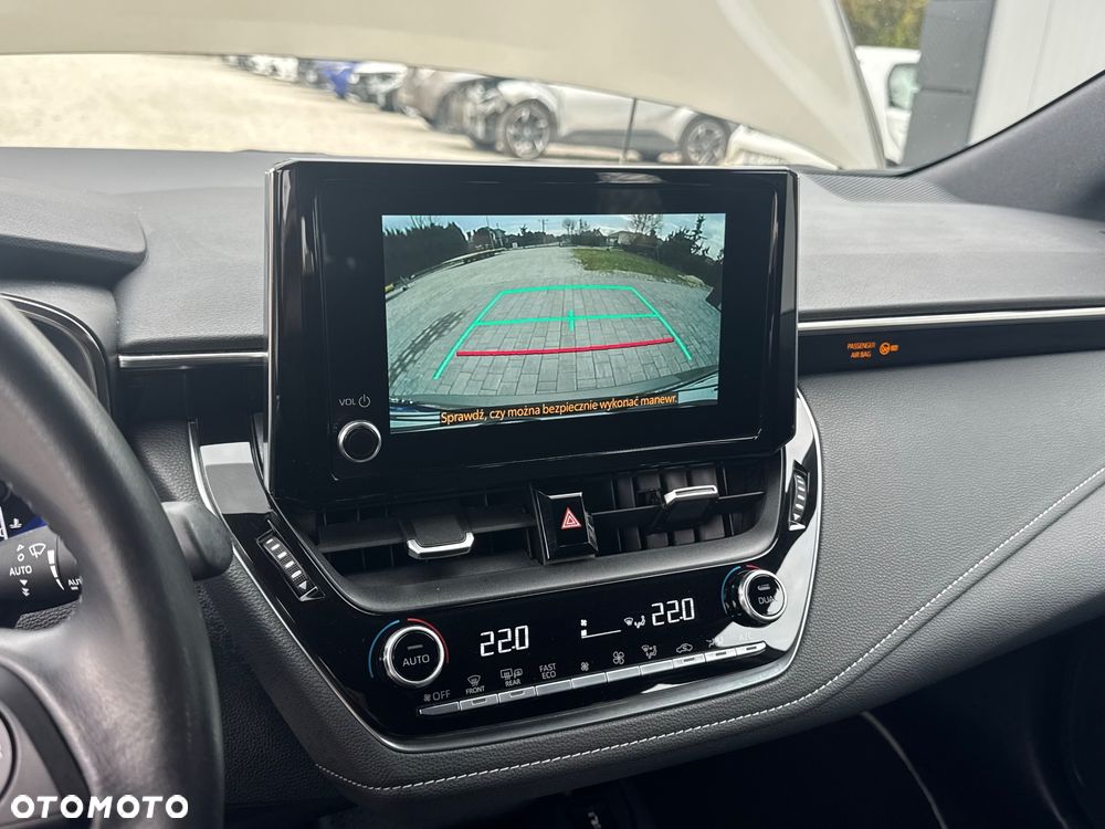 Toyota Corolla 2.0 Hybrid Comfort - 29