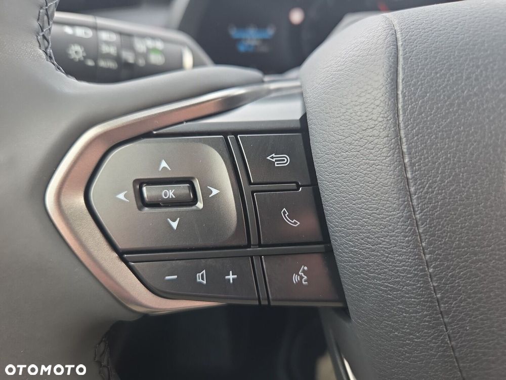 Lexus LBX 1.5 Hybrid Emotion - 21