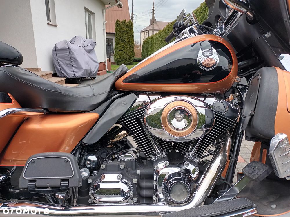 Harley-Davidson FLHTCU Ultra - 3