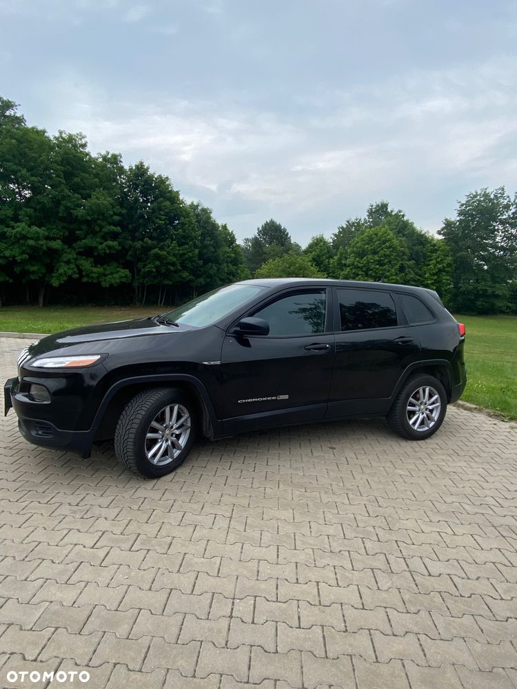 Jeep Cherokee - 3