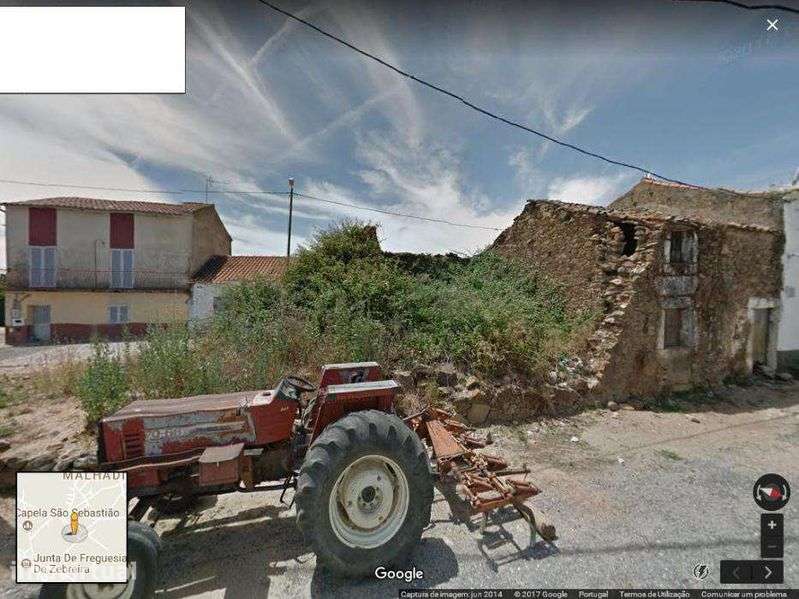 Casa com quintal - Ruinas - Grande imagem: 2/8
