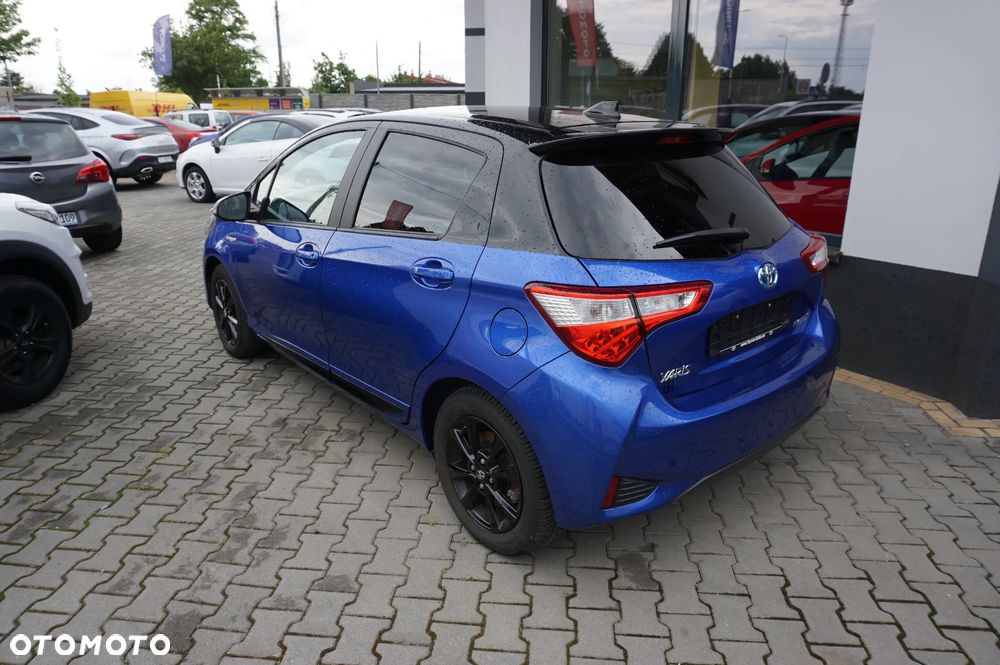 Toyota Yaris 1.5 VVT-i Y20 Team Deutschland - 3
