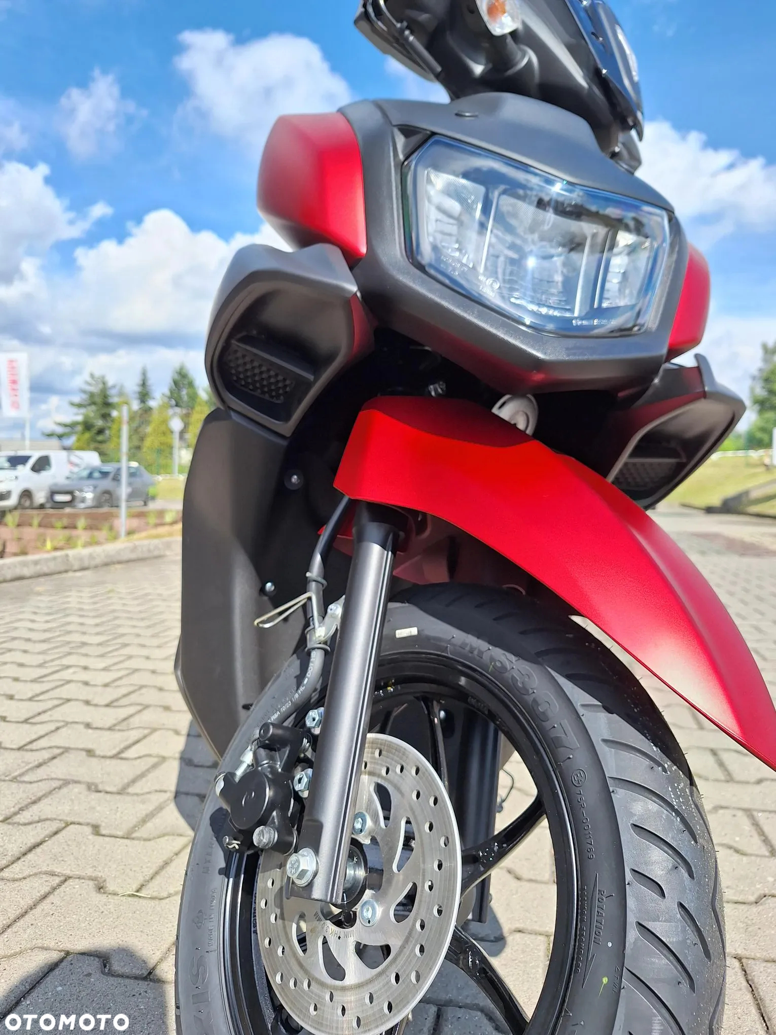 Yamaha ZR - 6