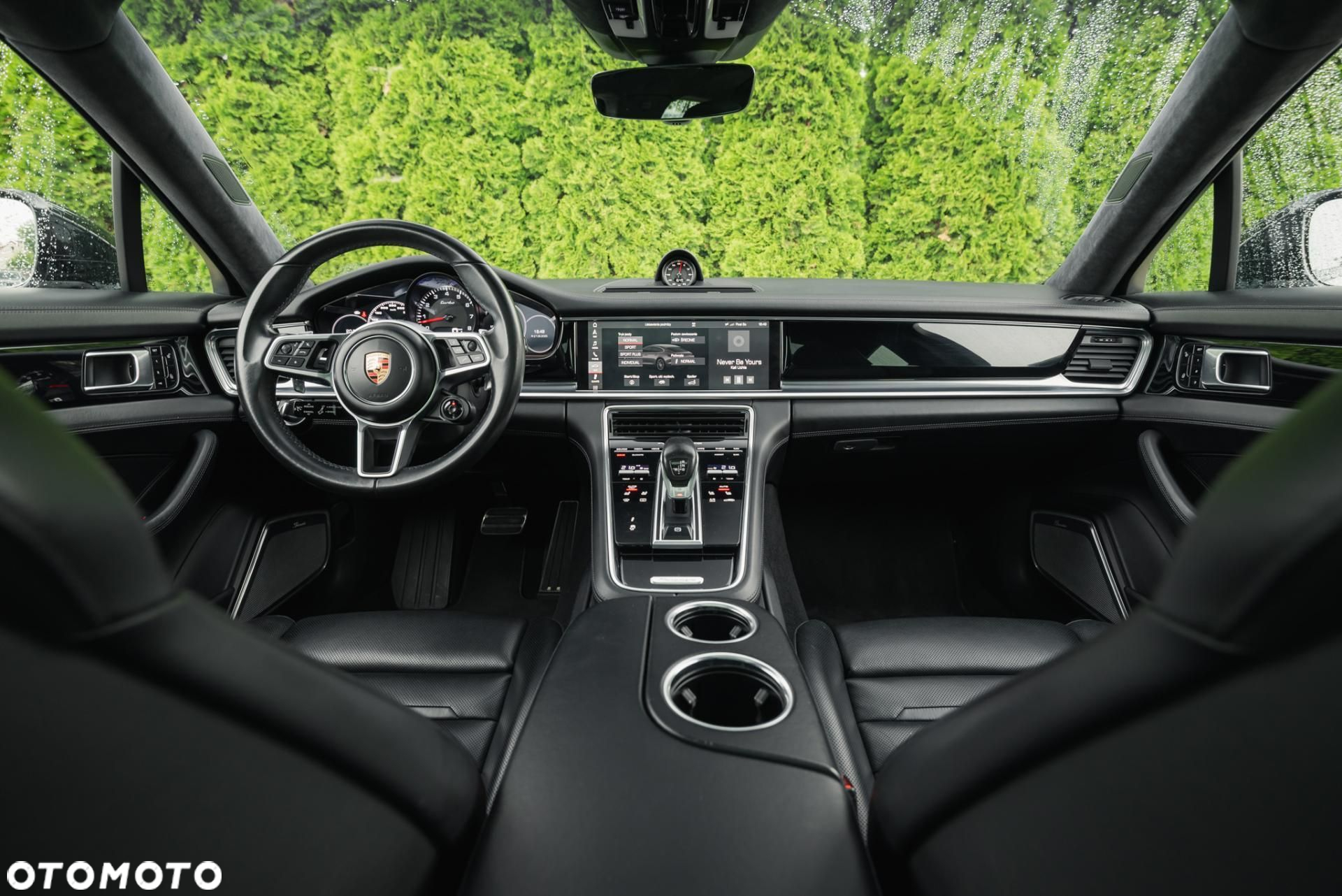 Porsche Panamera - 10