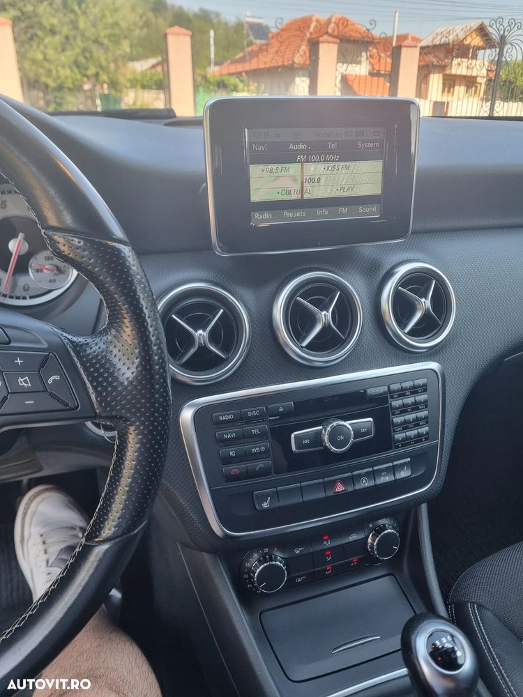 MERCEDES-BENZ A-Class 2015 — imagine 13