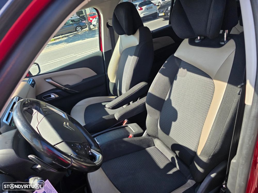 Citroën C4 Grand Picasso - 11