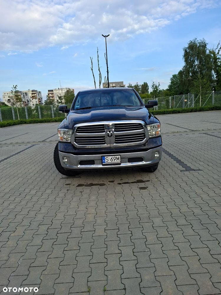 Dodge RAM - 1